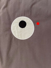 Saco Tiburón Gris para bebé - Fresas (Marcas exterior ojos)
