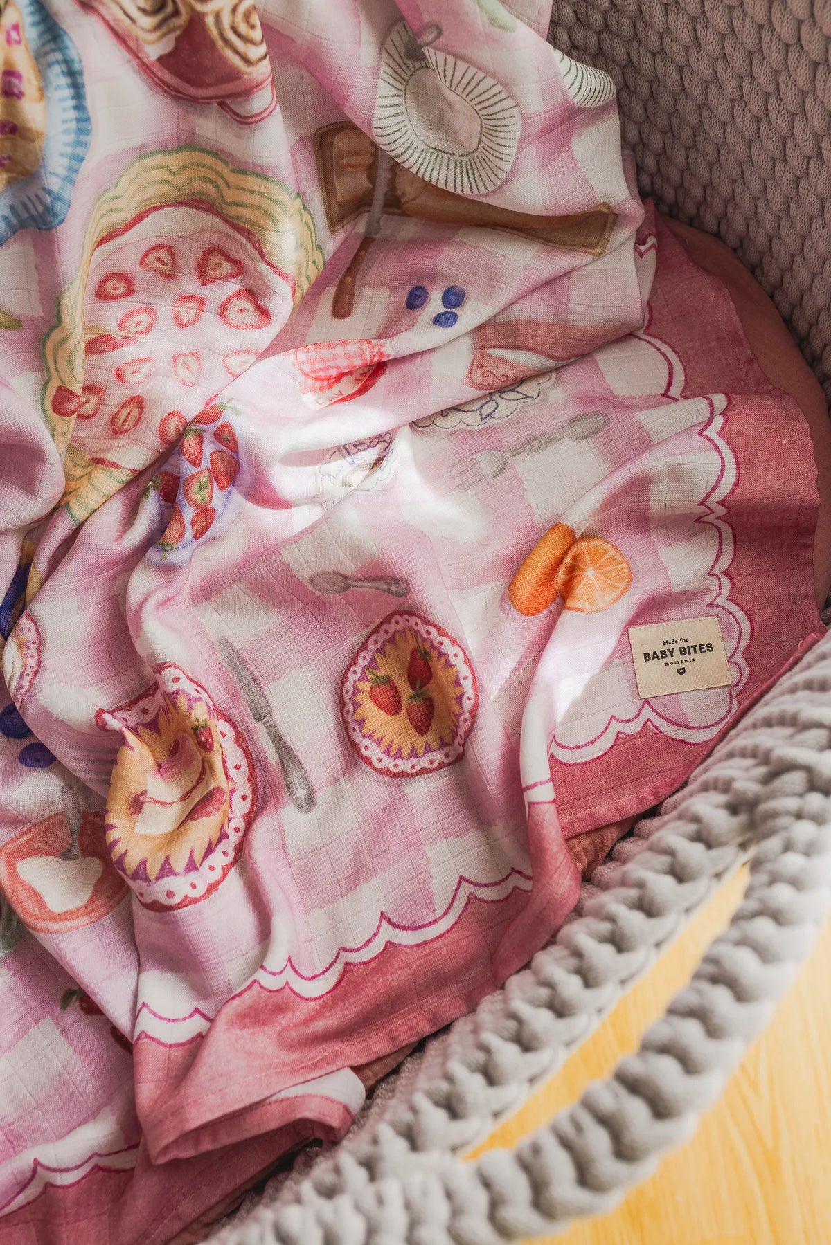Strawberry House Muslin Bambo