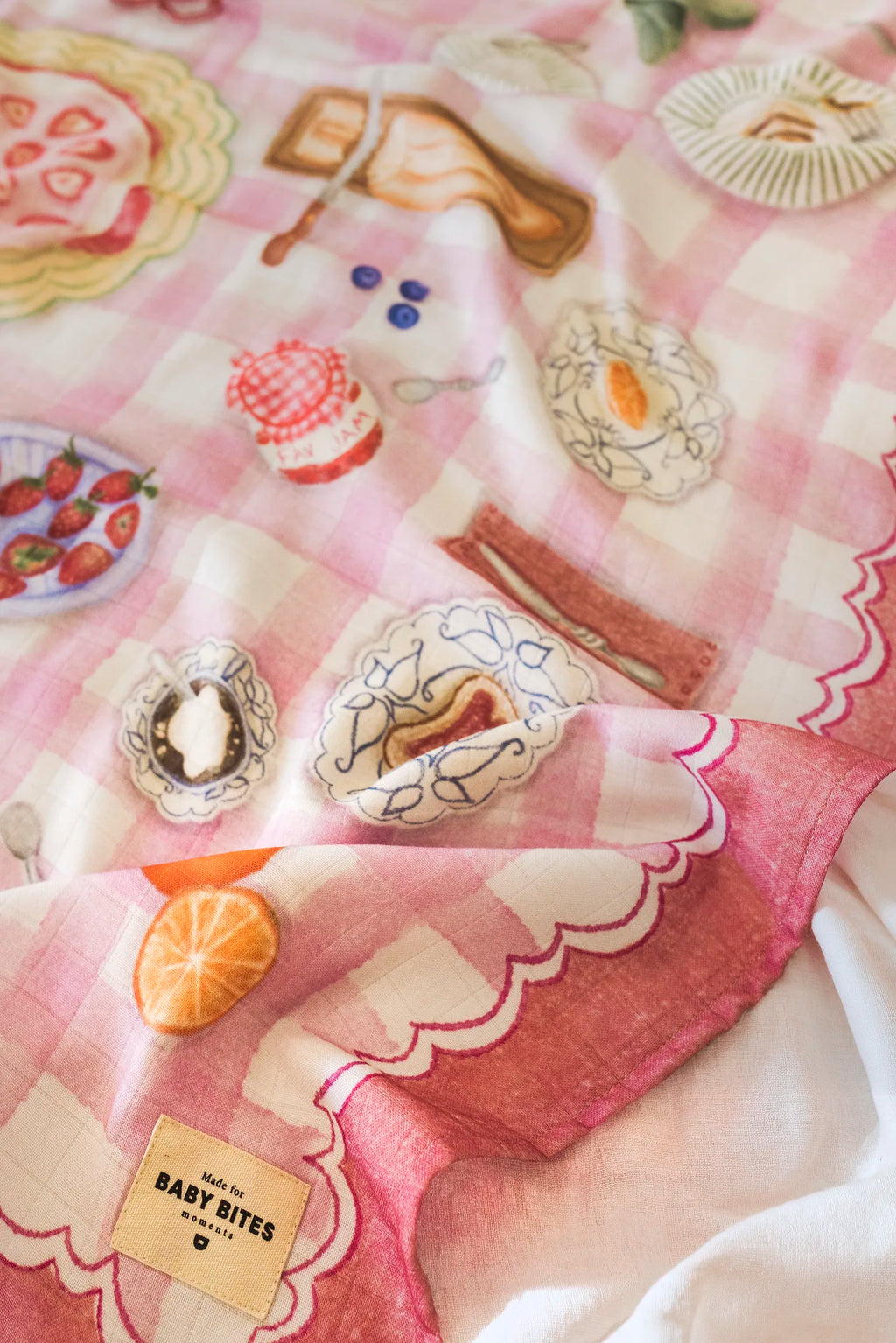 Strawberry House Muslin Bambo