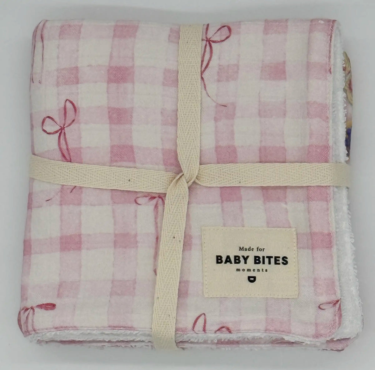 Strawberry House Burp Pack 2PC