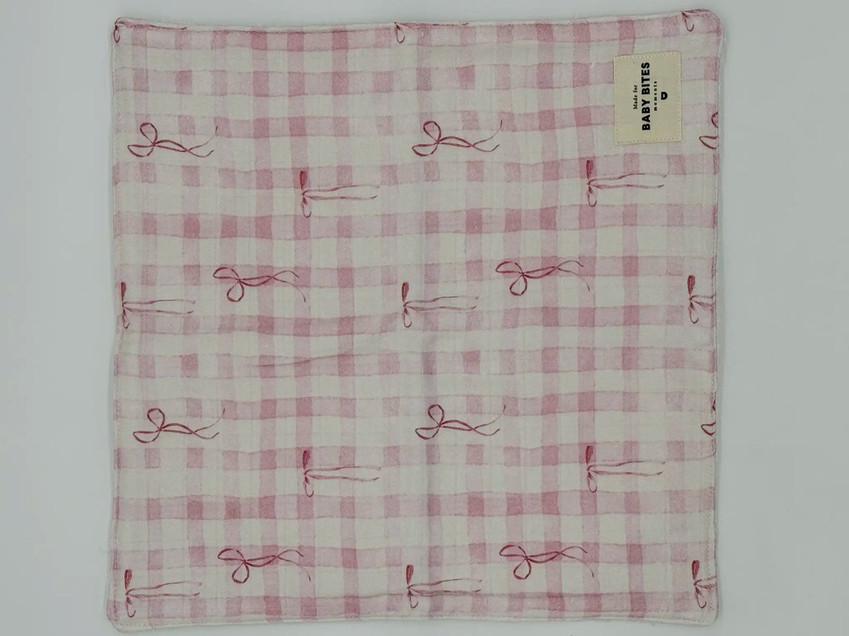 Strawberry House Burp Pack 2PC