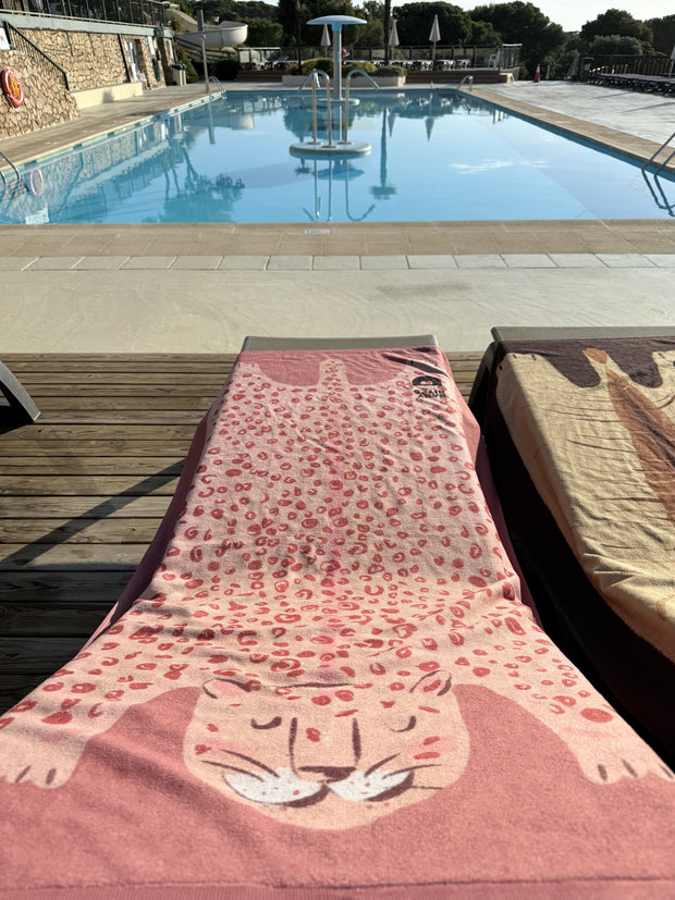Leopard towel