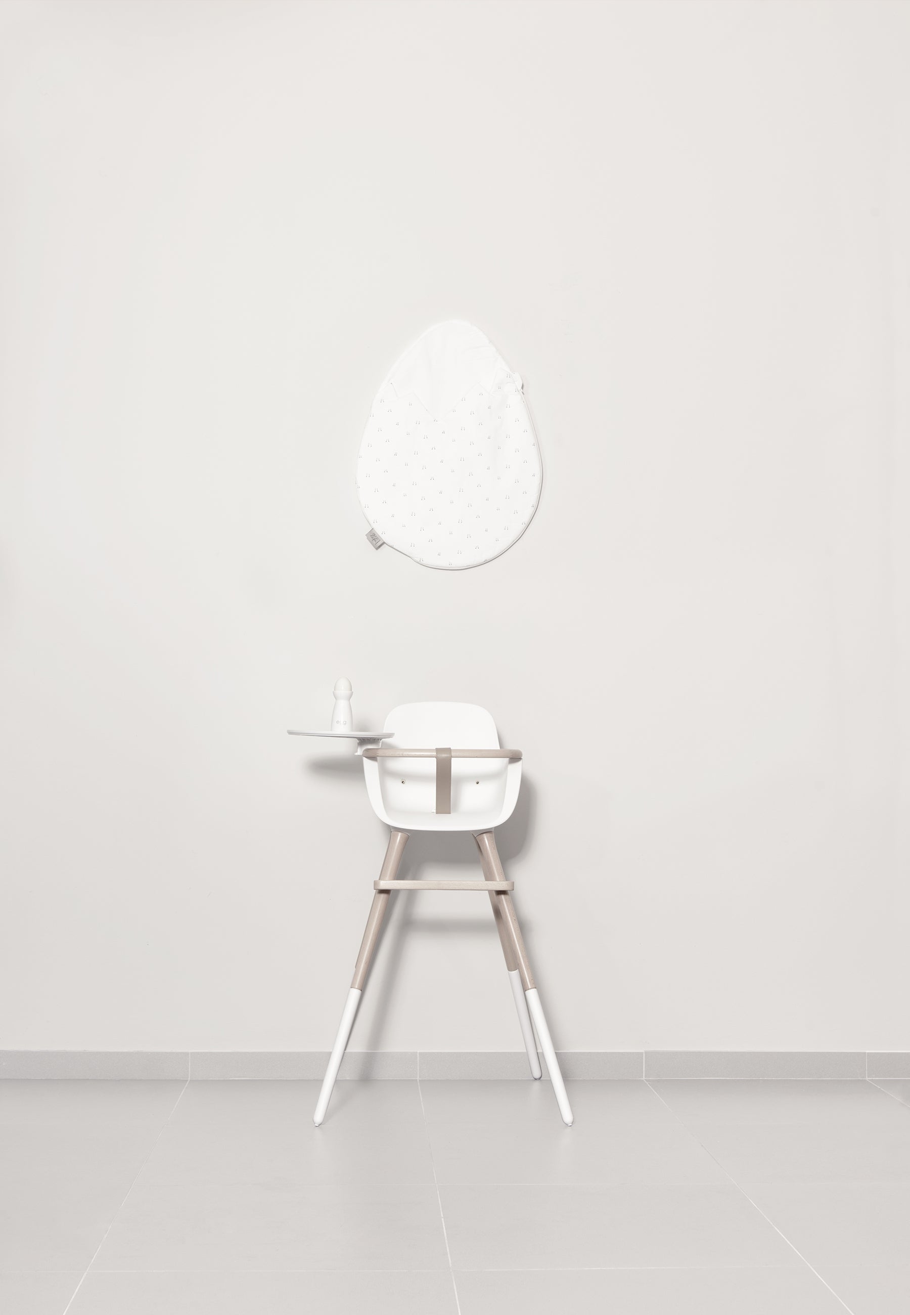 Egg sleeping bag for new borns - Chick legs pattern