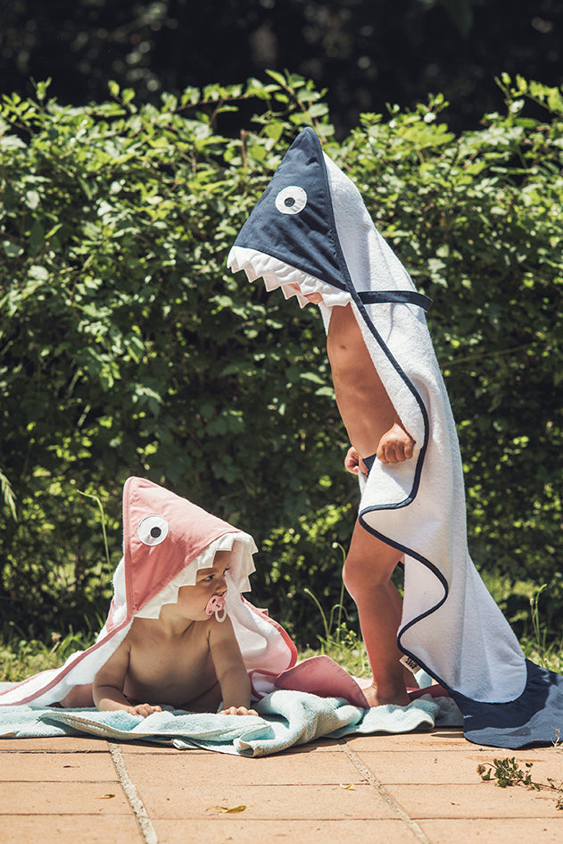 Toalla cola de Tiburón